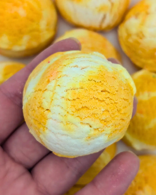 Lemon Meringue Bubble Bath Scoop
